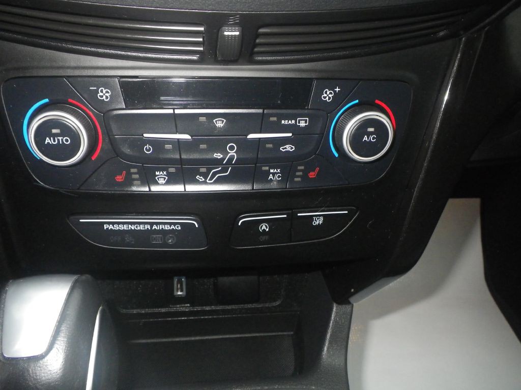 2019 Ford Escape Image 15