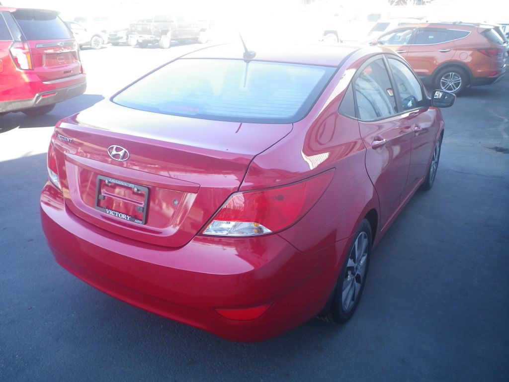 2017 Hyundai Accent Image 5