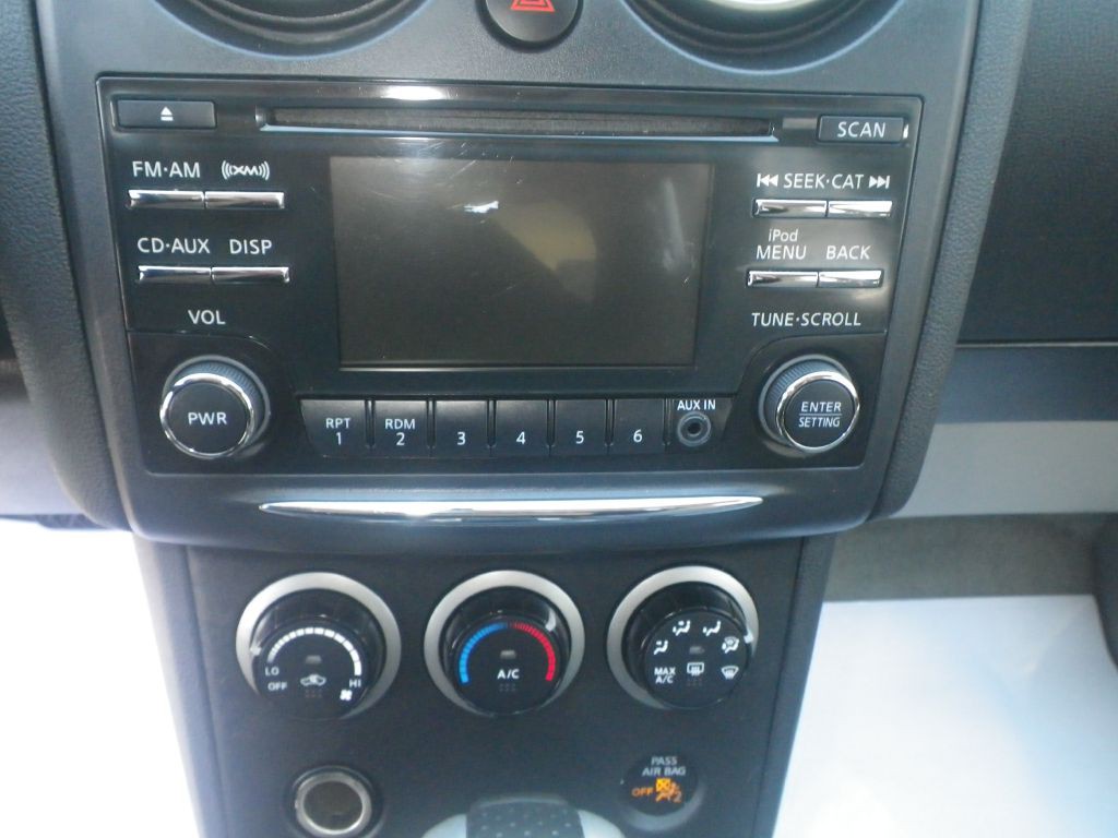 2014 Nissan Rogue Image 15