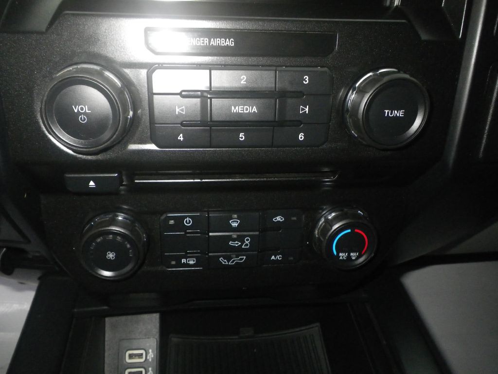 2017 Ford F-150 Image 20