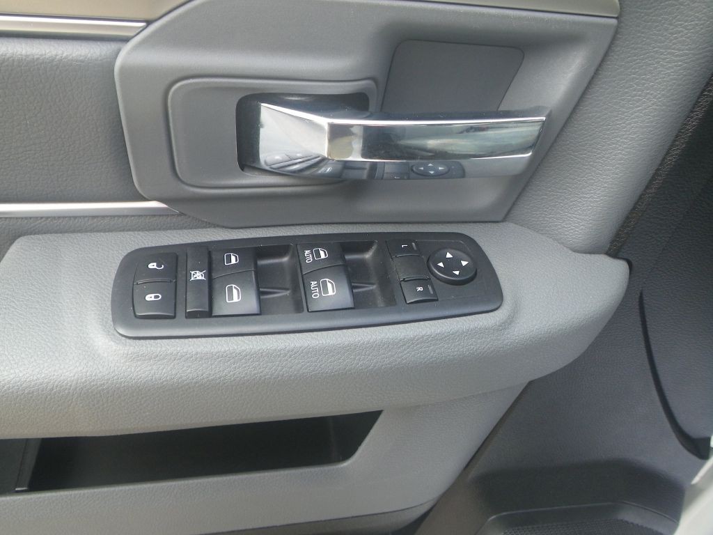 2019 RAM 1500 Image 12