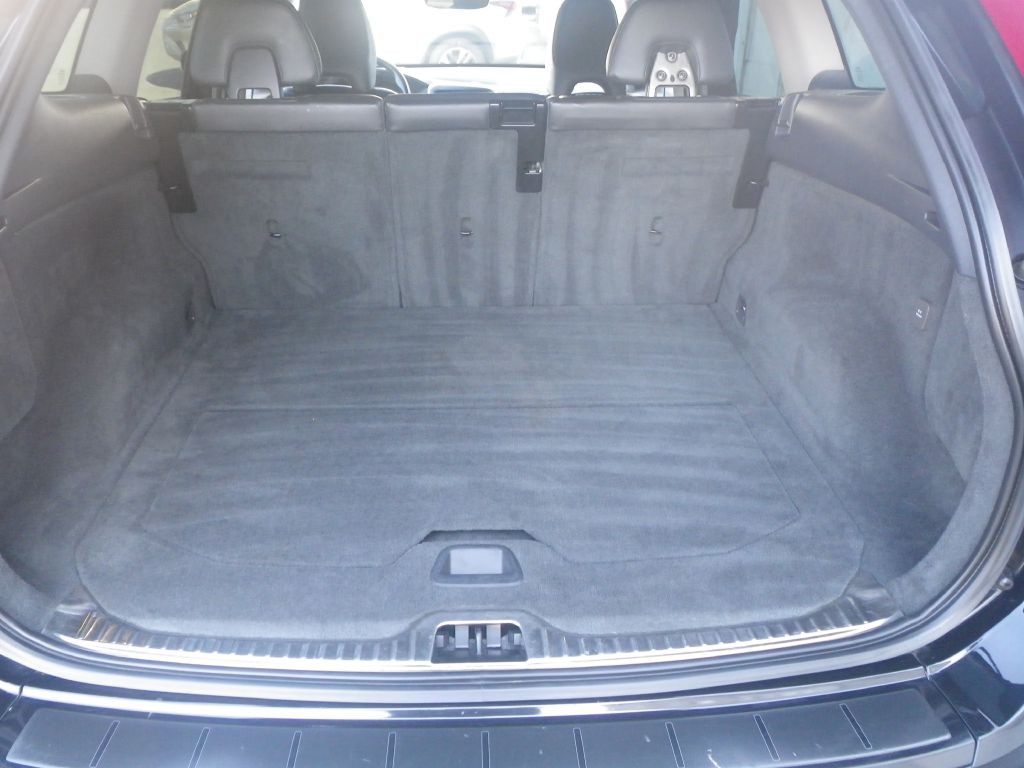 2015 Volvo XC60 Image 8