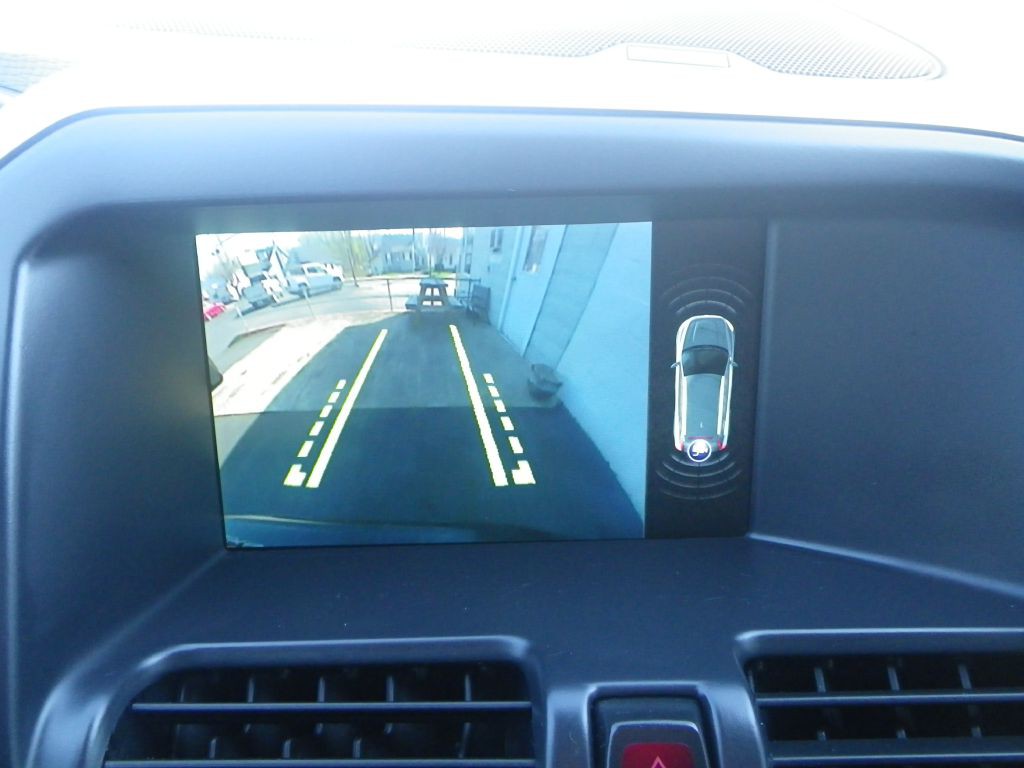 2015 Volvo XC60 Image 20