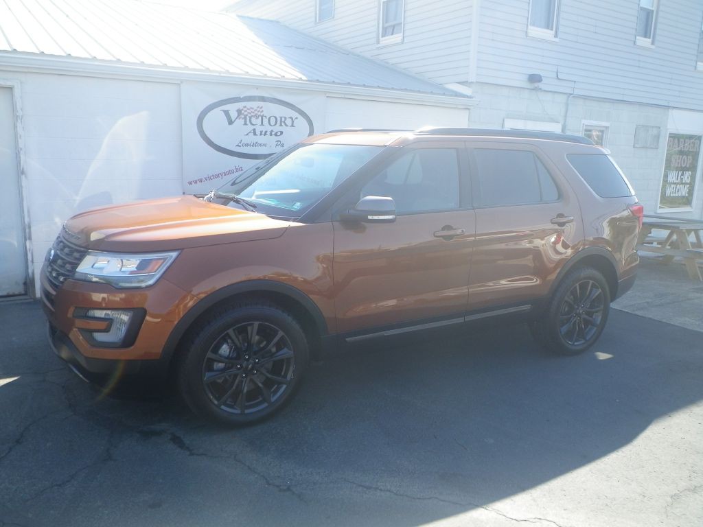 2017 Ford Explorer Image 2