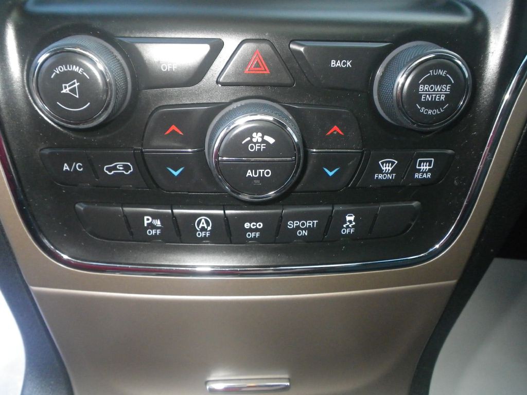 2016 Jeep Grand Cherokee Image 17