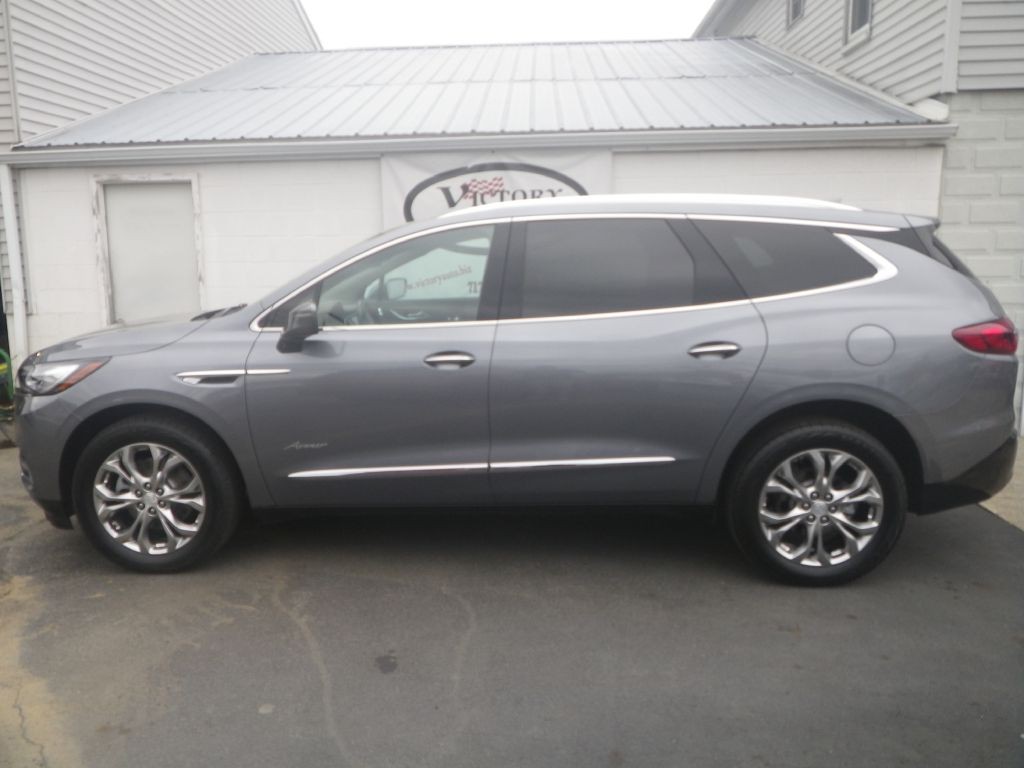 2018 Buick Enclave Image 1