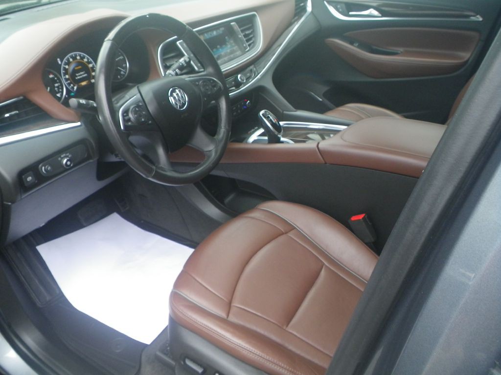2018 Buick Enclave Image 12