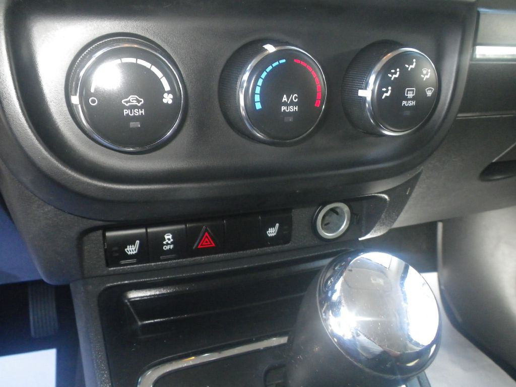 2016 Jeep Patriot Image 13