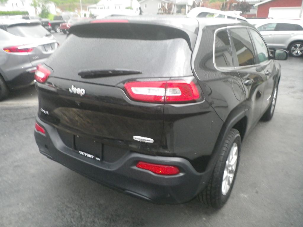 2016 Jeep Cherokee Image 6