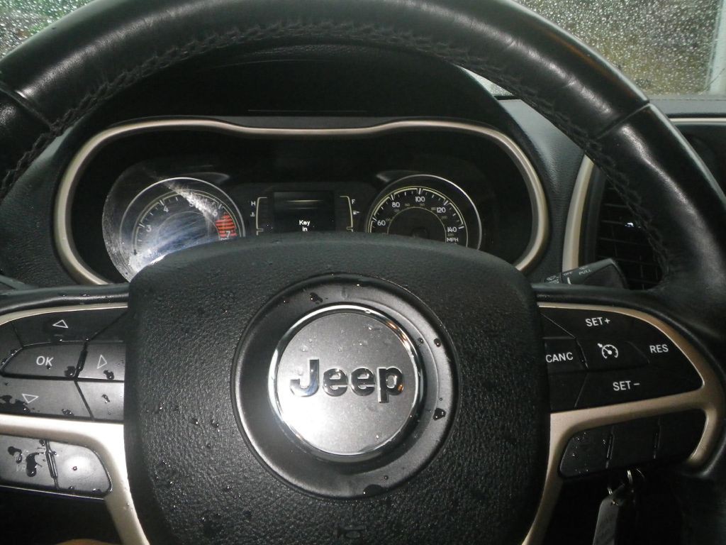 2016 Jeep Cherokee Image 13