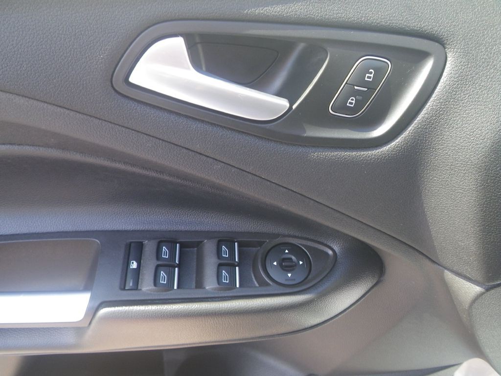 2019 Ford Escape Image 12