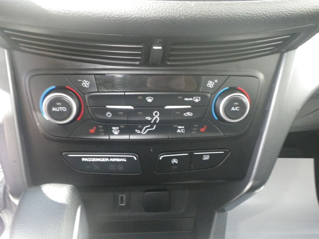 2019 Ford Escape Image 17