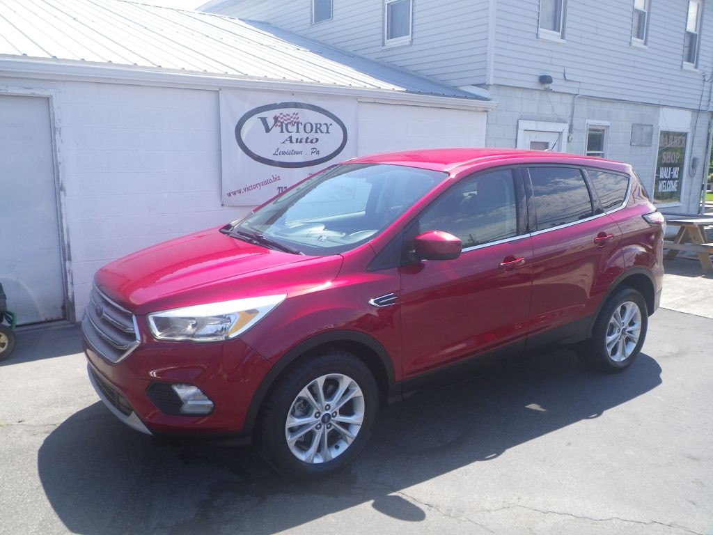 2017 Ford Escape Image 2