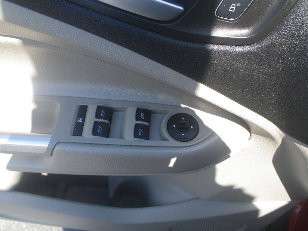 2017 Ford Escape Image 12