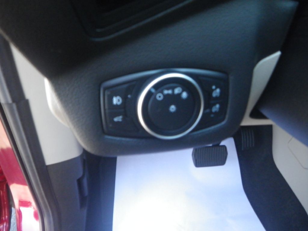 2017 Ford Escape Image 13