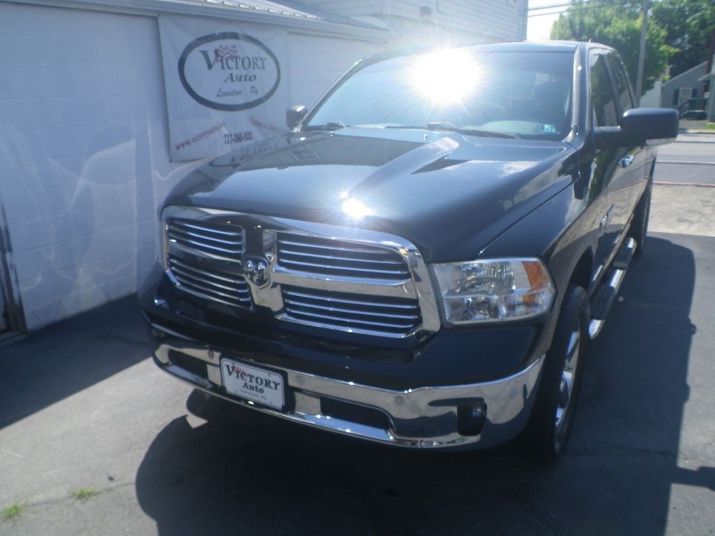 2017 RAM 1500 Image 3