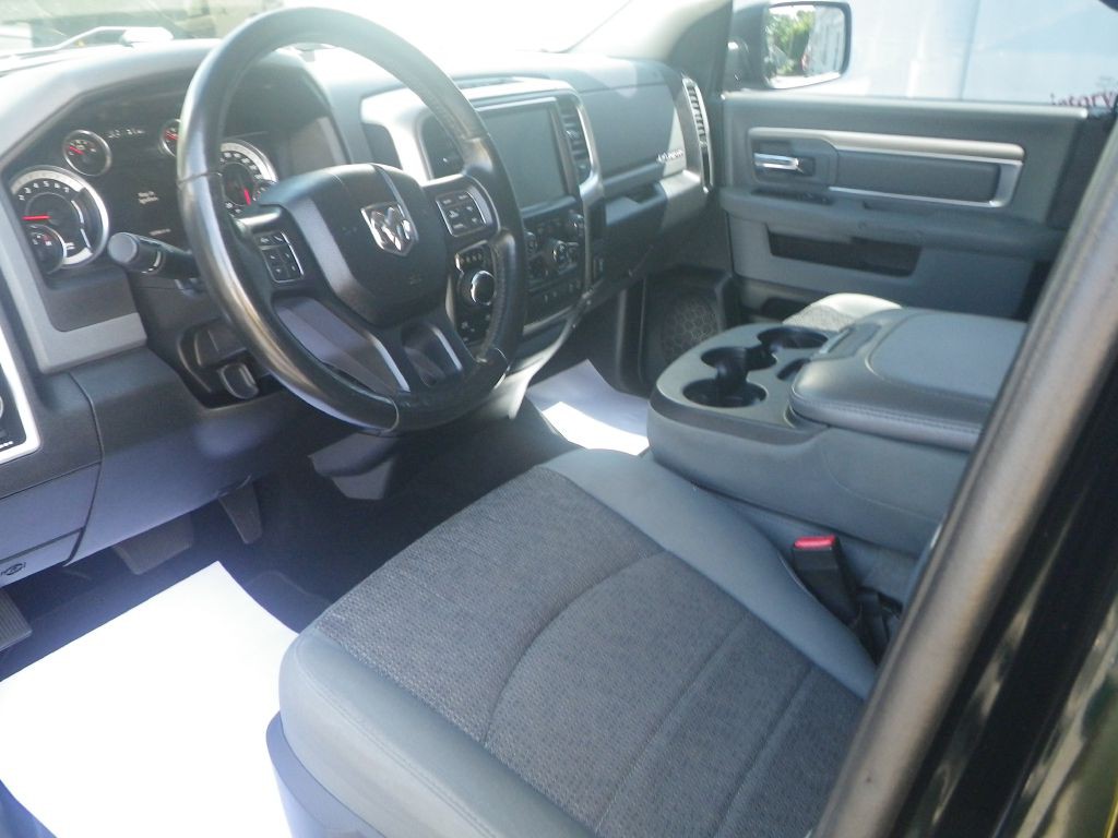 2017 RAM 1500 Image 11