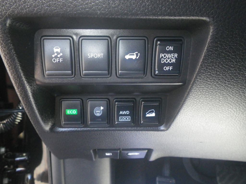 2015 Nissan Rogue Image 14
