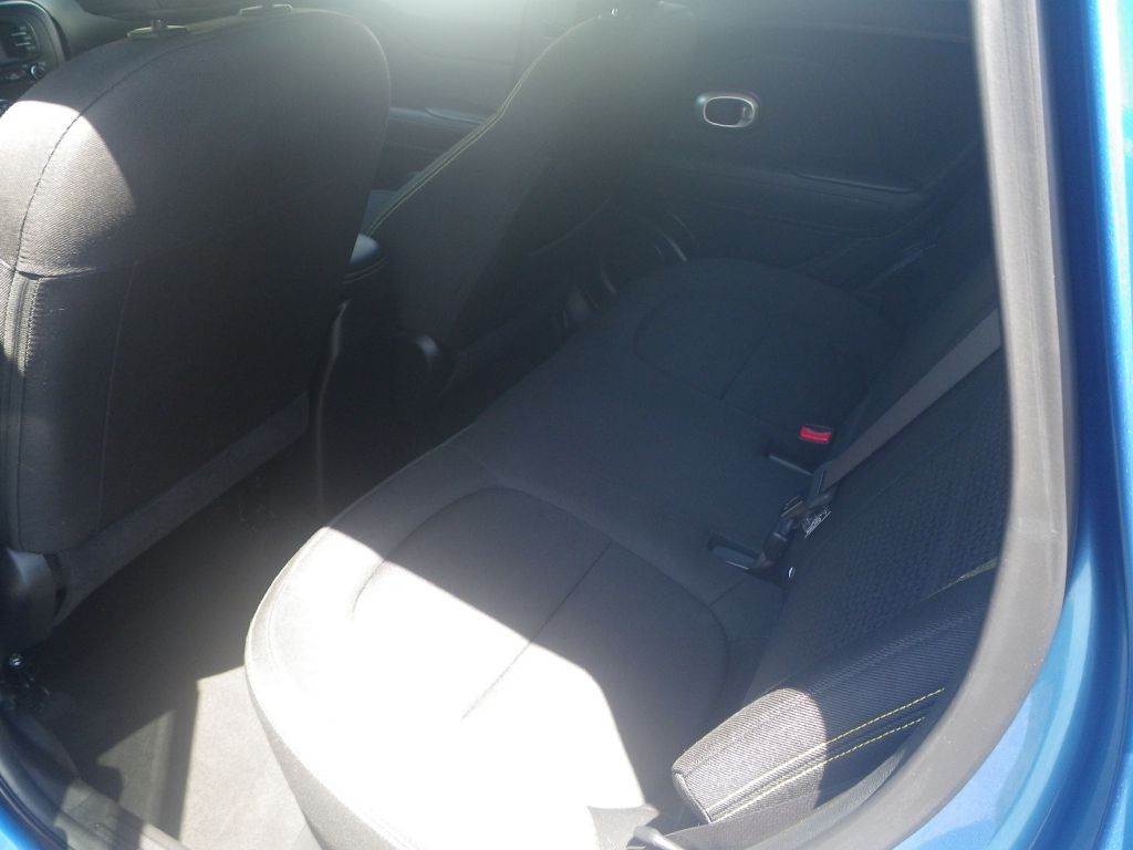 2016 Kia Soul Image 9
