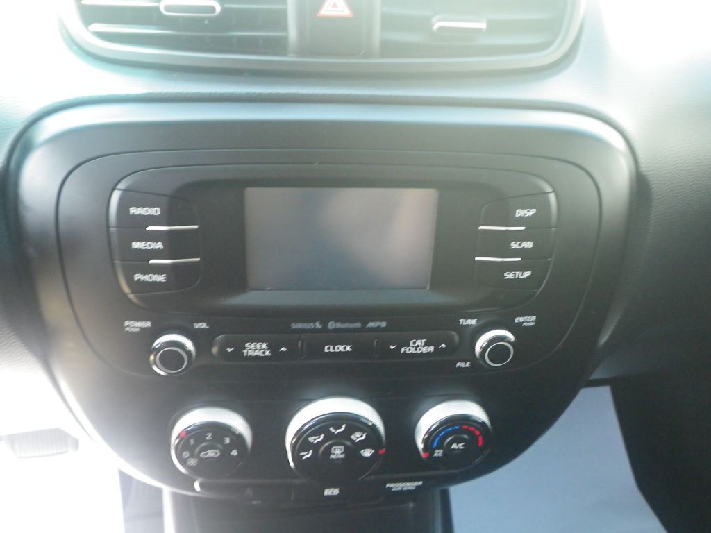 2016 Kia Soul Image 14