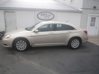 Image for 2013 Chrysler 200 LX ID: 7600495