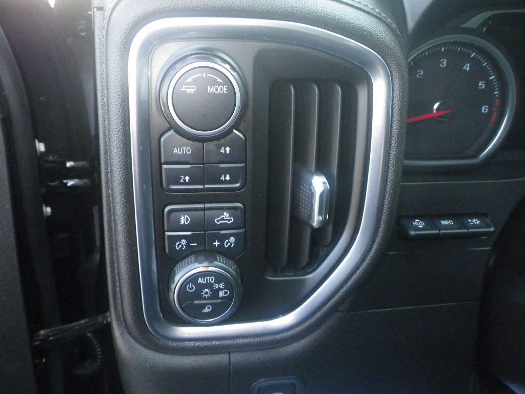 2020 Chevrolet Silverado 1500 Image 17