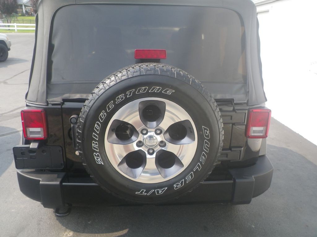 2016 Jeep Wrangler Image 5