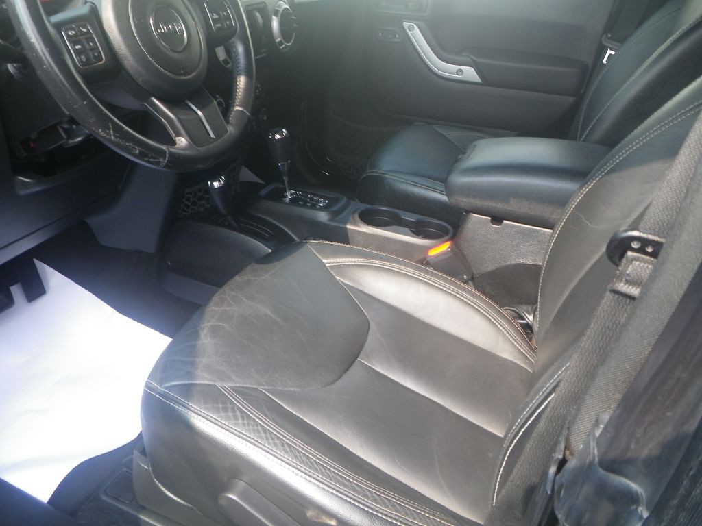 2016 Jeep Wrangler Image 9