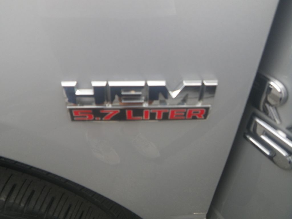 2016 RAM 1500 Image 13