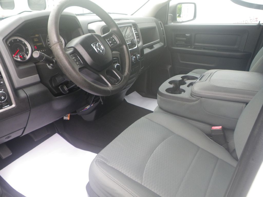2016 RAM 1500 Image 11