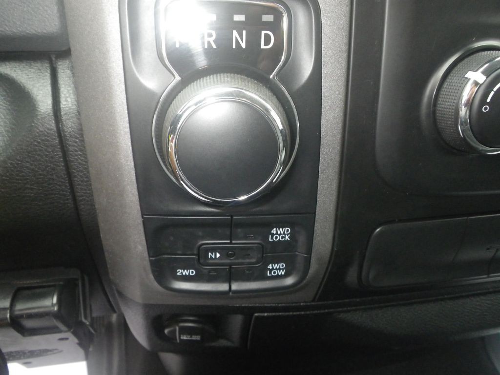 2016 RAM 1500 Image 17