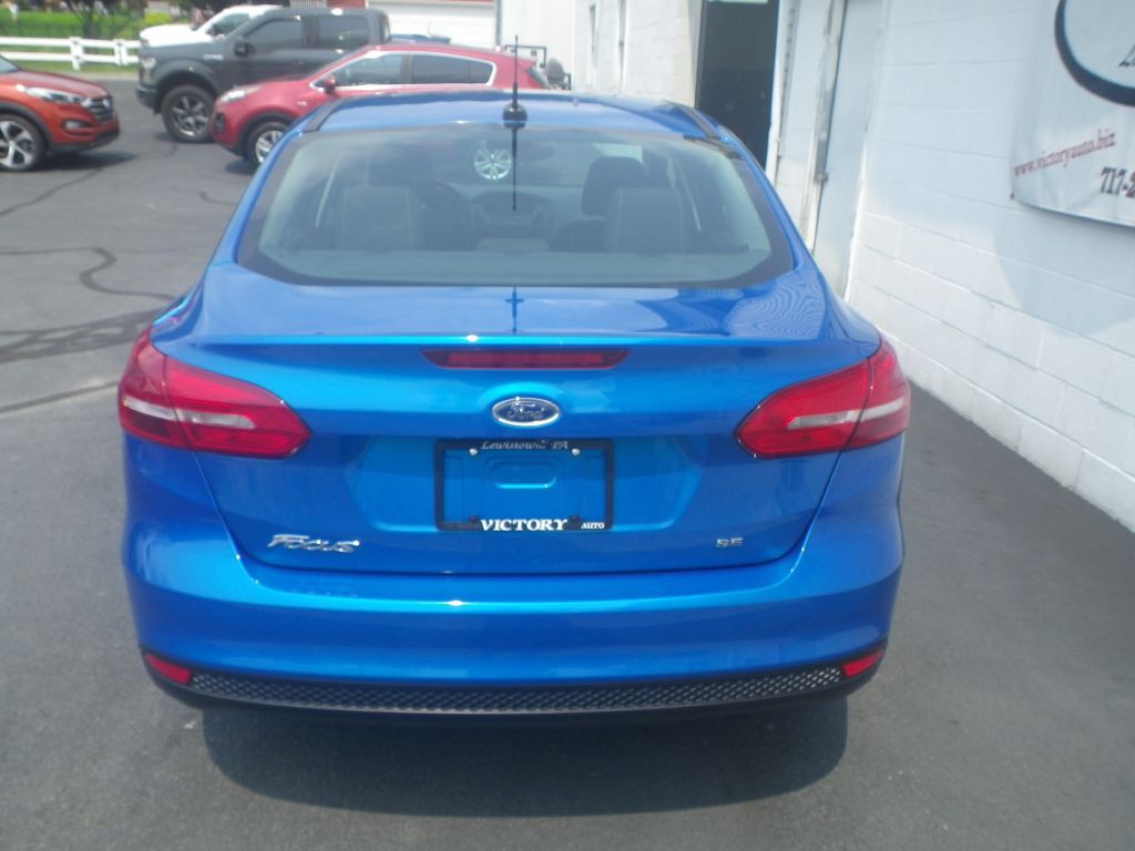 2016 Ford Focus Image 5