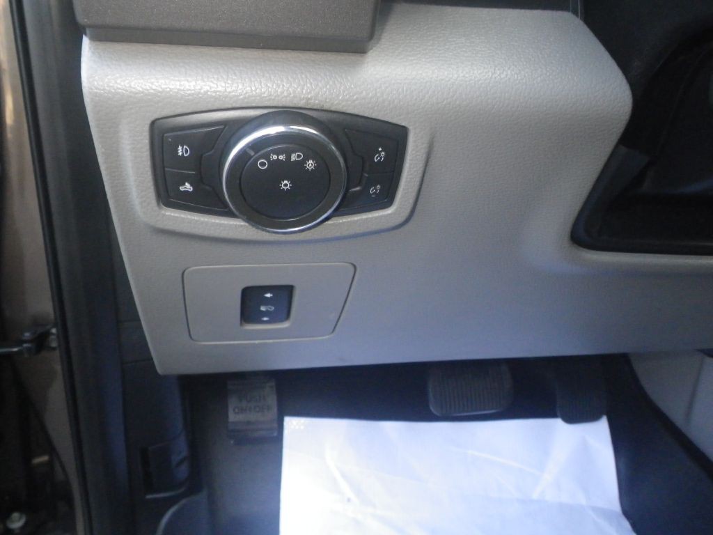 2015 Ford F-150 Image 14