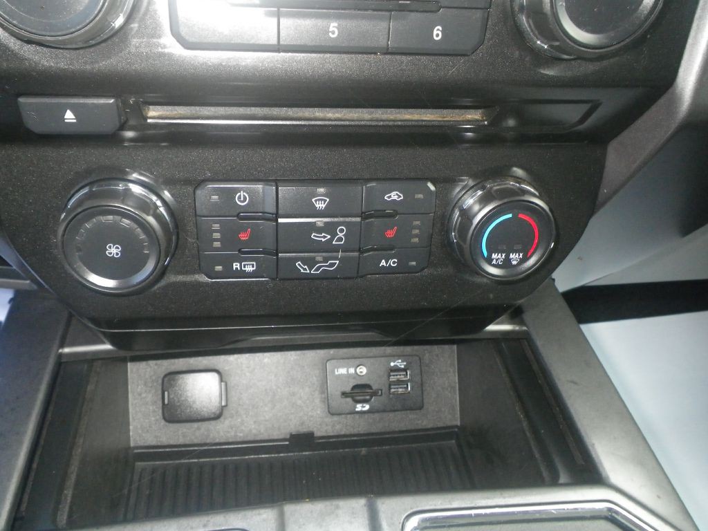 2015 Ford F-150 Image 20