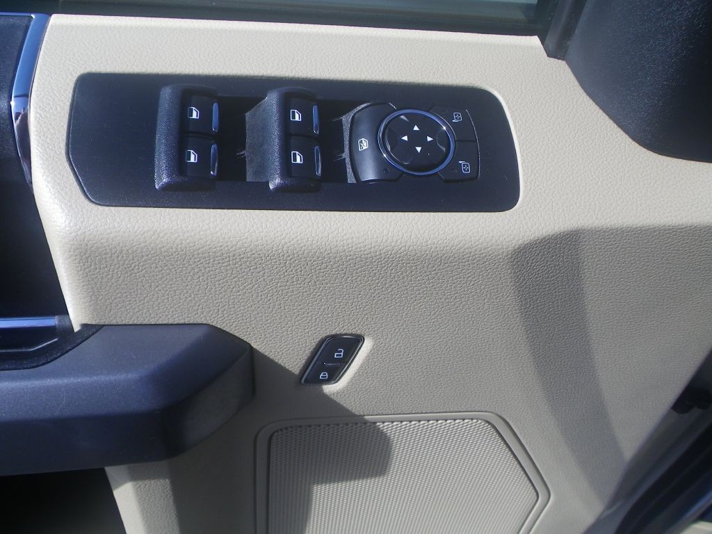 2017 Ford F-150 Image 11