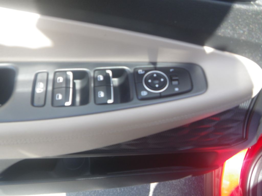 2022 Hyundai Santa Fe Image 11