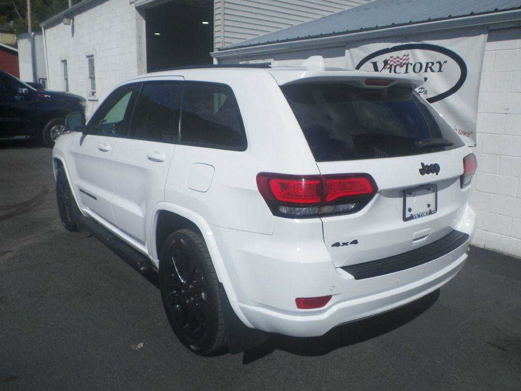 2018 Jeep Grand Cherokee Image 4