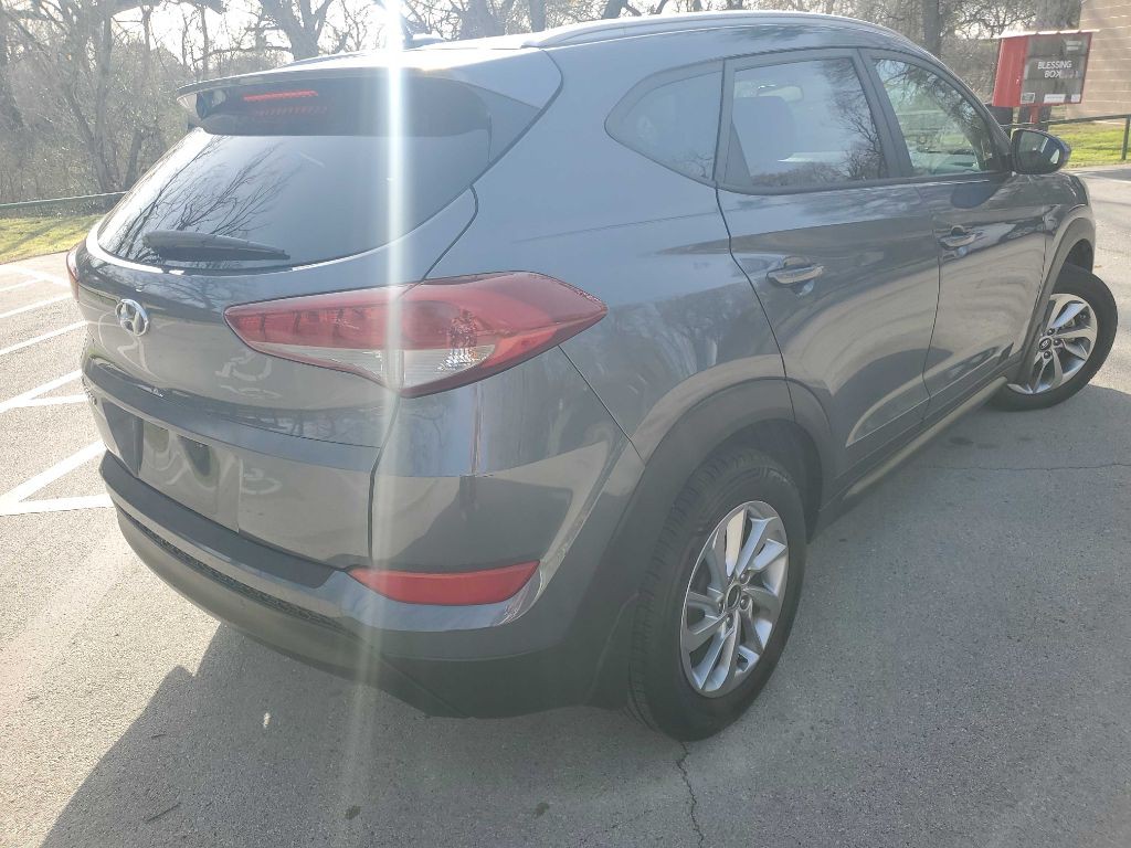 2016 Hyundai Tucson Image 6