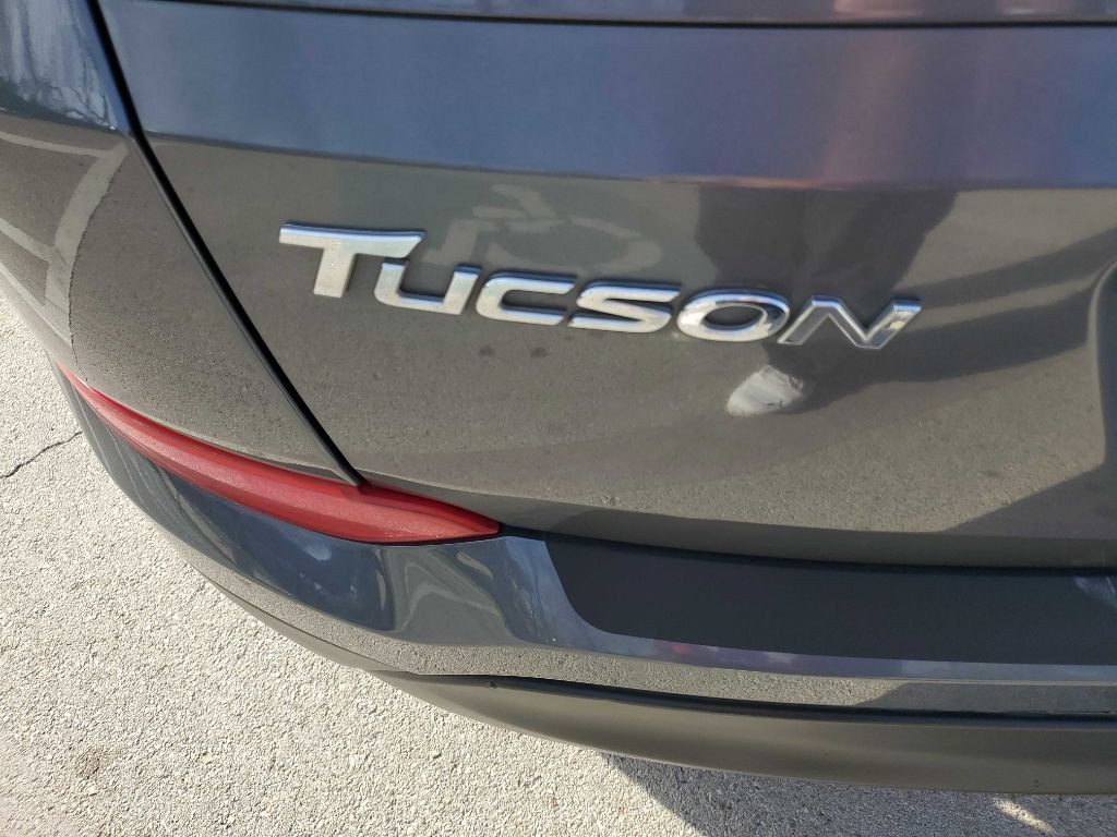 2016 Hyundai Tucson Image 12