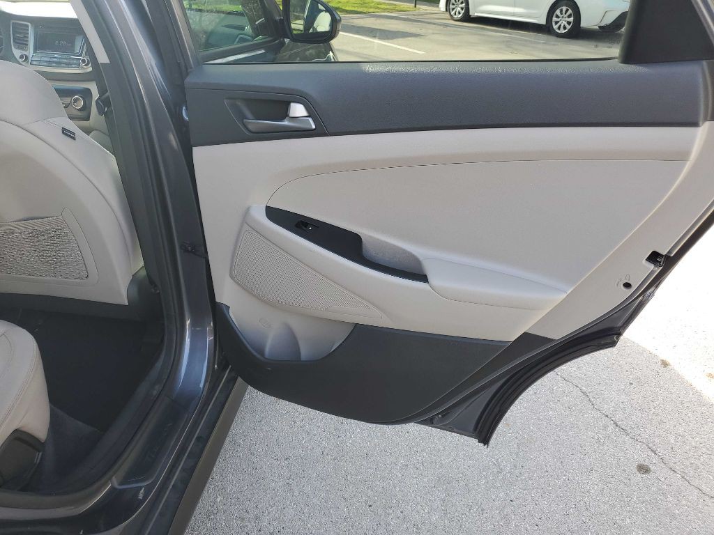 2016 Hyundai Tucson Image 20