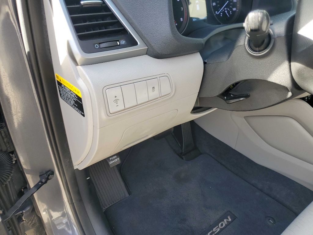 2016 Hyundai Tucson Image 24
