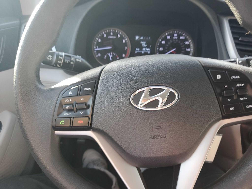 2016 Hyundai Tucson Image 25