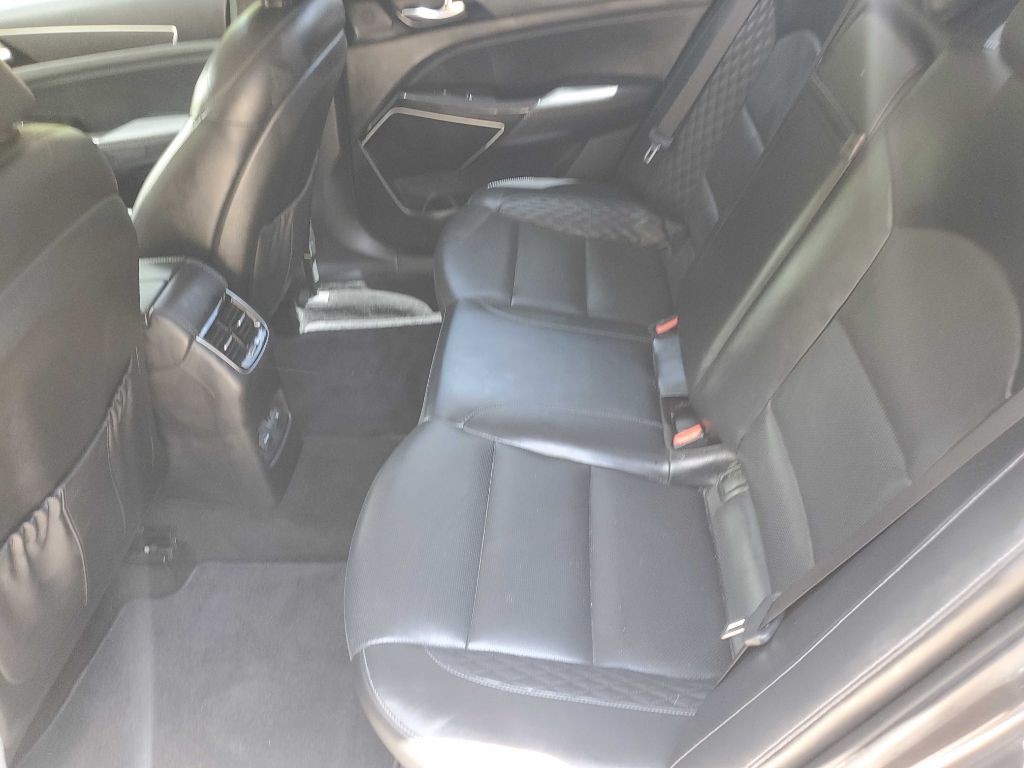 2017 Kia Cadenza Image 15