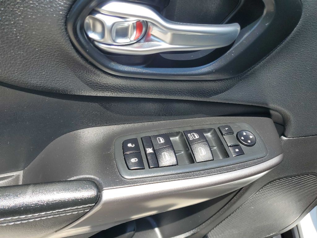 2020 Jeep Cherokee Image 20