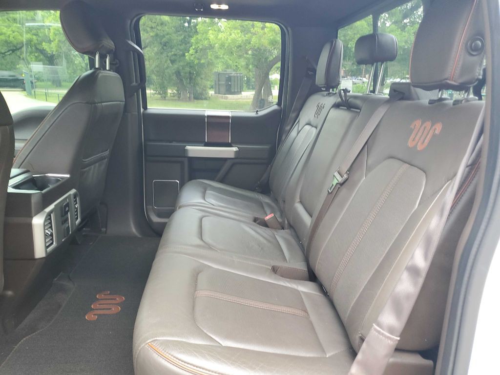 2015 Ford F-150 Image 30