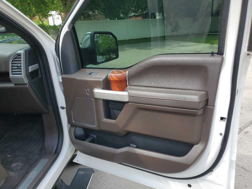 2015 Ford F-150 Image 41