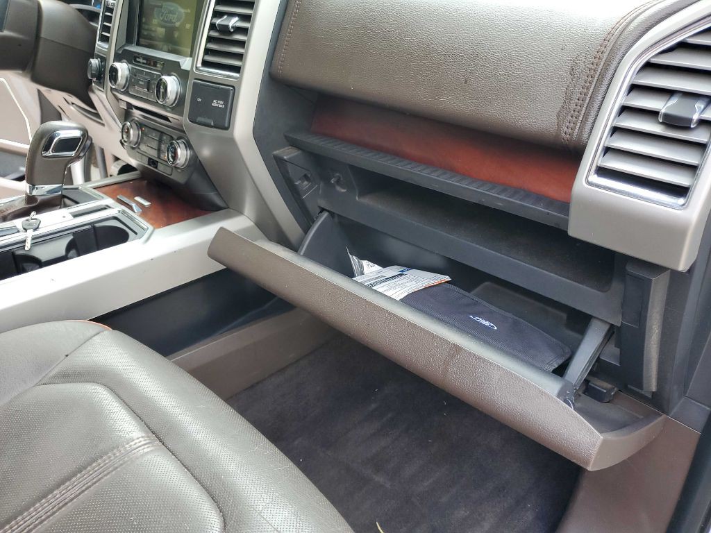 2015 Ford F-150 Image 46