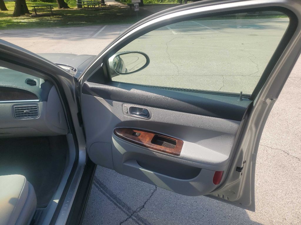 2007 Buick Lacrosse Image 26