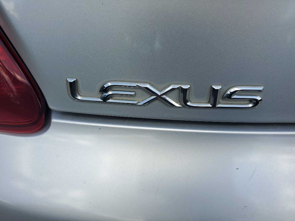 2006 Lexus SC Image 19