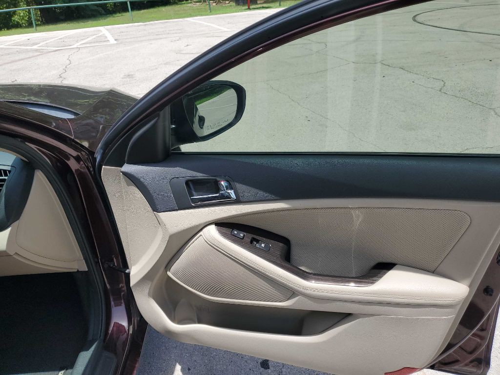 2012 Kia Optima Image 27